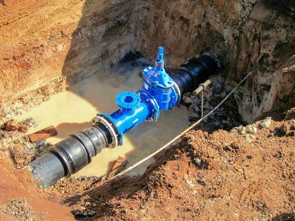Hawle E2 Valve and Gillies Flanged Ductile Iron Tee
