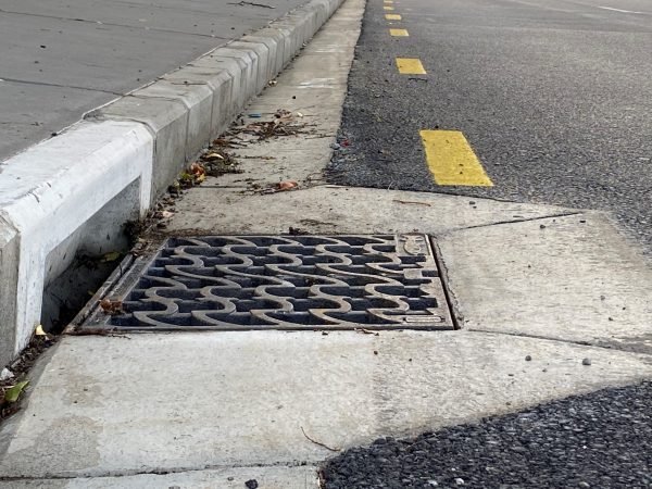 Hydro Slam Lock Stormwater Grate and Frame